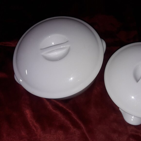 Two Pillivuyt French Porcelain Culinaire White Round Casseroles with Lids - Picture 2 of 14